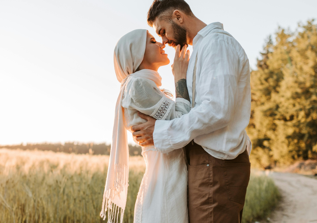 Balancing Love and Life Tips for a Happy and Harmonious Relationship - Blog Post Cover 1